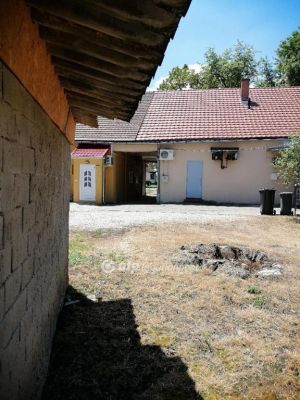 Eladó lakás Siklós
