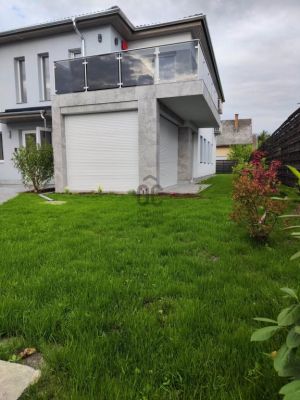 Eladó lakás Balatonfenyves