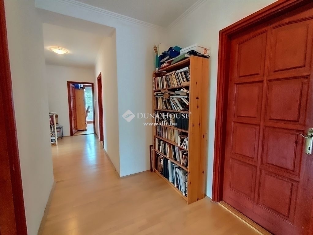 Eladó családi ház Budapest