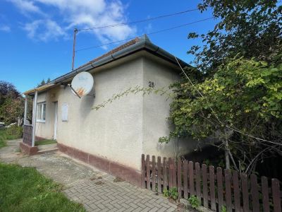 Eladó családi ház Gárdony