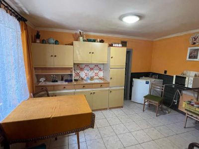 Eladó családi ház Gárdony