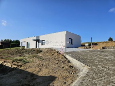Eladó családi ház Pécs