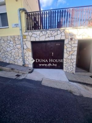 Eladó családi ház Pécs