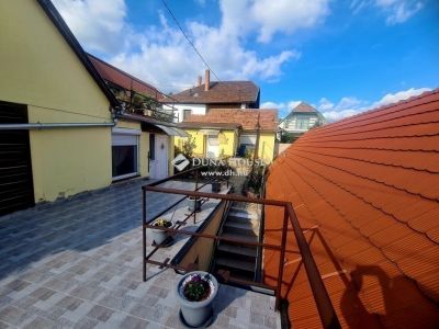 Eladó családi ház Pécs