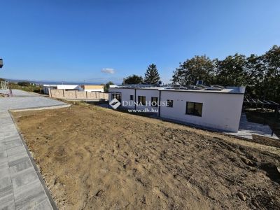 Eladó családi ház Pécs