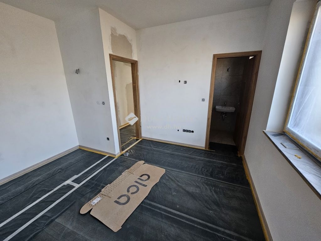 Eladó családi ház Pécs
