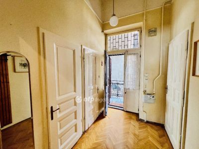Eladó lakás Budapest