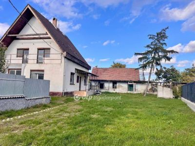 Eladó családi ház Szigetszentmiklós