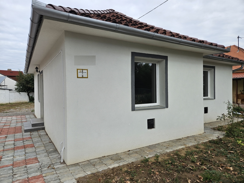 Eladó családi ház Pécs