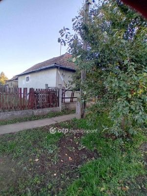Eladó családi ház Derecske