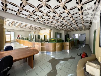 Eladó utcai bejáratú üzlethelység Kecskemét