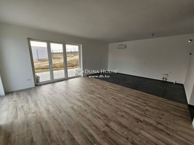 Eladó családi ház Pécs