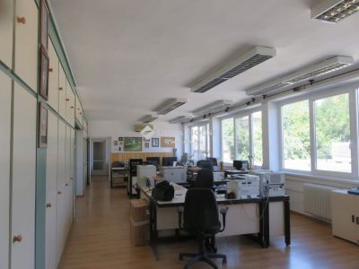 Eladó irodahelység irodaházban Szekszárd