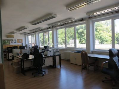 Eladó irodahelység irodaházban Szekszárd