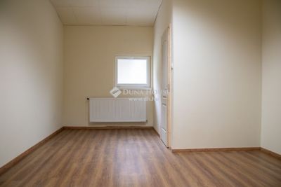 Eladó családi ház Debrecen