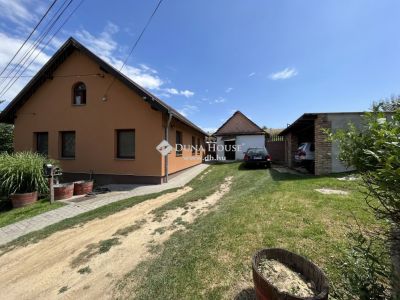 Eladó családi ház Bonyhád