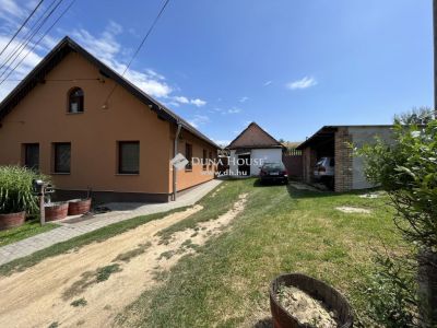 Eladó családi ház Bonyhád