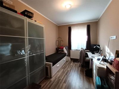 Eladó lakás Délegyháza