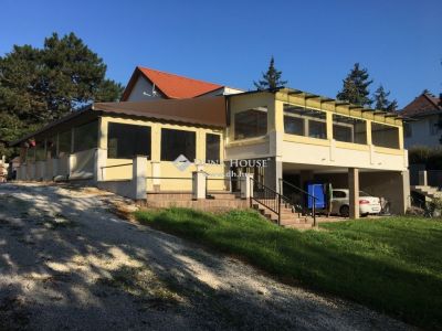 Eladó étterem, vendéglő Leányfalu