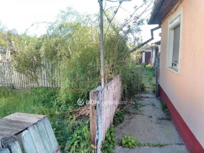 Eladó családi ház Nyíradony