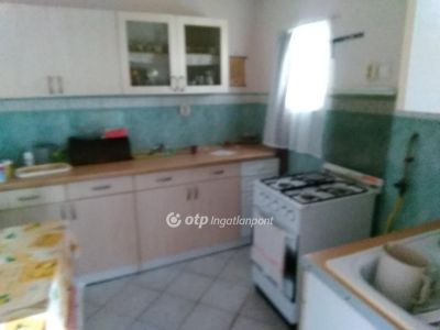 Eladó családi ház Nyíradony
