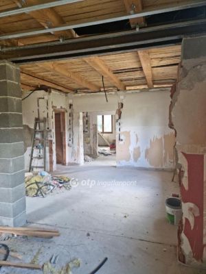 Eladó családi ház Hajdúsámson