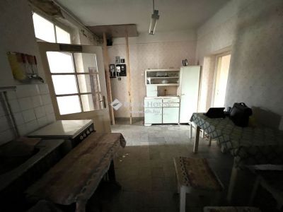 Eladó lakóövezeti telek Pécs