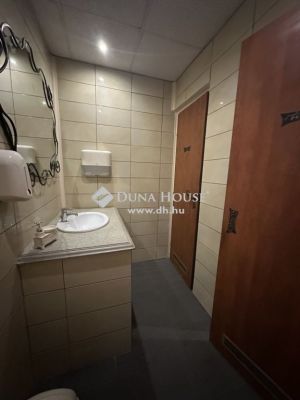 Eladó étterem, vendéglő Dunaújváros
