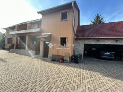 Eladó családi ház Vecsés