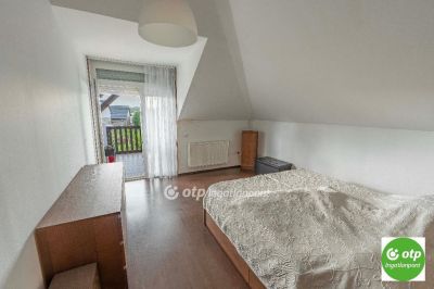 Eladó családi ház Velence