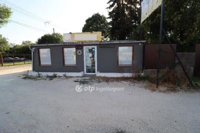 Eladó családi ház Dömsöd