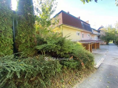 Eladó sorház Siófok