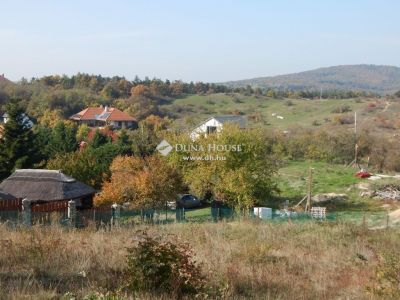 Eladó lakóövezeti telek Velence