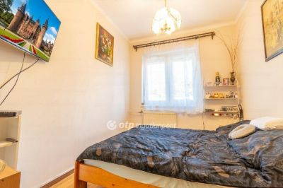 Eladó családi ház Budakeszi