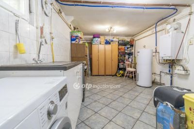 Eladó családi ház Budakeszi