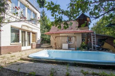 Eladó családi ház Budakeszi
