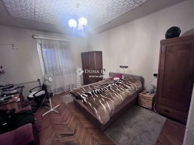 Eladó családi ház Adony