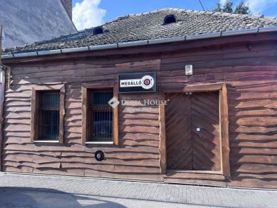 Eladó étterem, vendéglő Adony