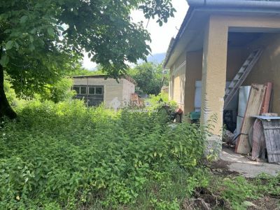 Eladó családi ház Dánszentmiklós