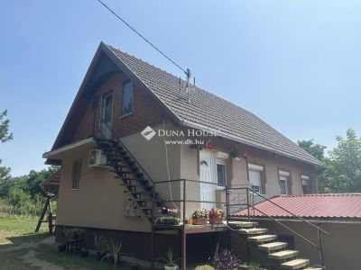 Eladó családi ház Albertirsa