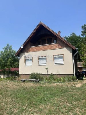 Eladó családi ház Albertirsa