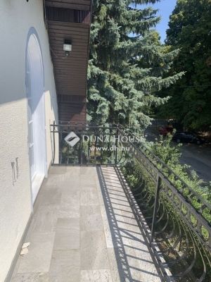 Eladó családi ház Budapest