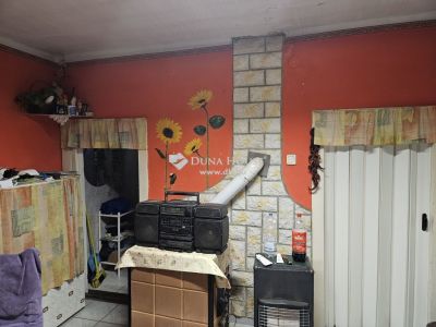 Eladó családi ház Simontornya