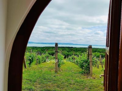 Eladó családi ház Balatonakali
