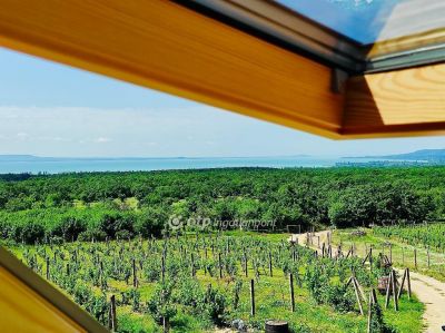 Eladó családi ház Balatonakali