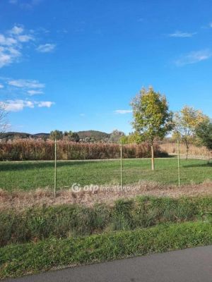 Eladó egyéb telek Balatongyörök