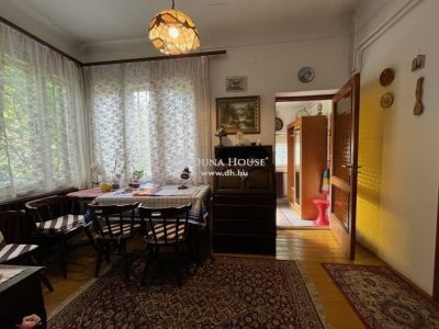 Eladó lakóövezeti telek Budapest