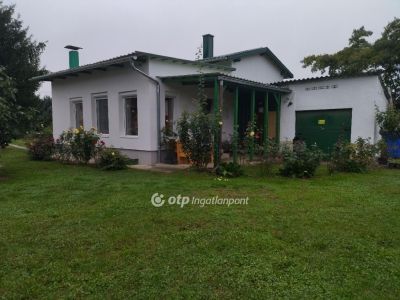 Eladó családi ház Kisfalud