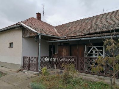 Eladó családi ház Abádszalók