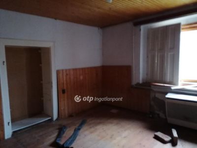 Eladó családi ház Abádszalók